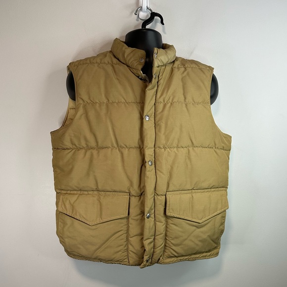 Woolrich Other - Vintage Woolrich Puffer Vest Tan Size Large  Snap Button Chunky Puffer